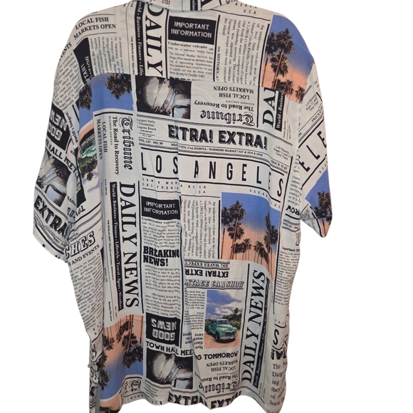 No Boundaries Black and White Newspaper Print Men's Shirt - Picture 2 of 2